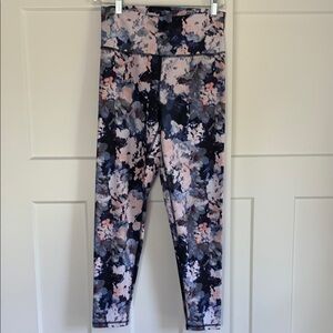 {Kyodan} Floral Print Leggings